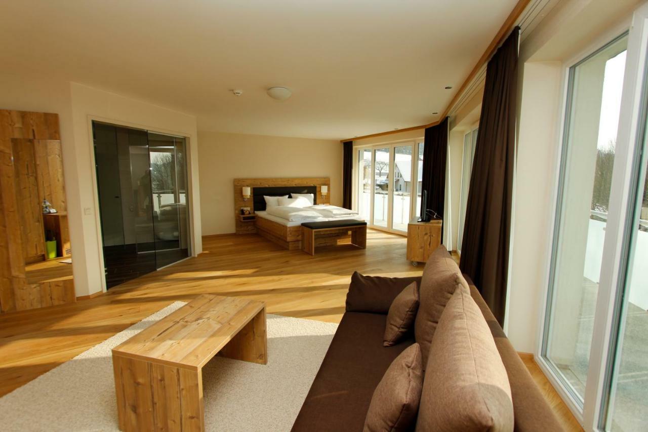 Emsing Hotel Dirsch Wellness & Spa Resort מראה חיצוני תמונה