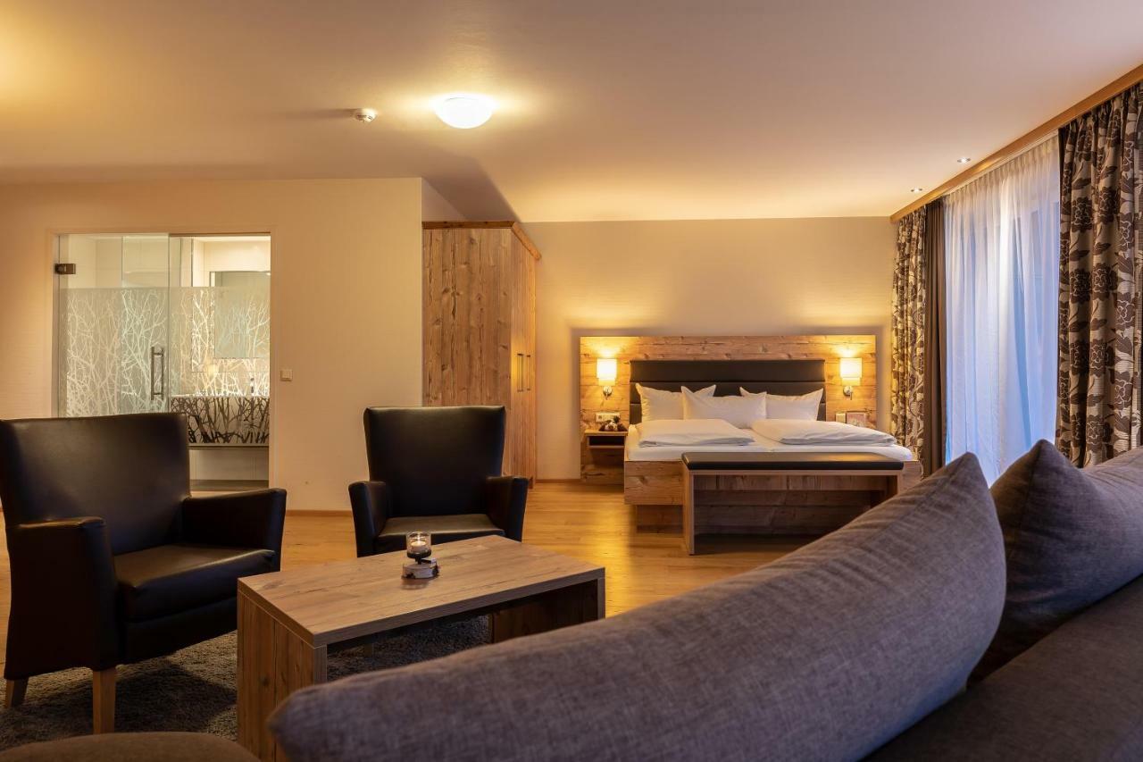 Emsing Hotel Dirsch Wellness & Spa Resort מראה חיצוני תמונה
